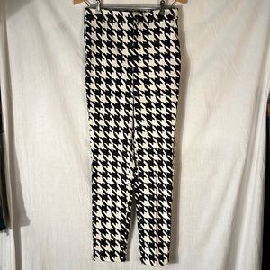 Xtra Large Houndstooth Patterned Skinny Pants Size Medium